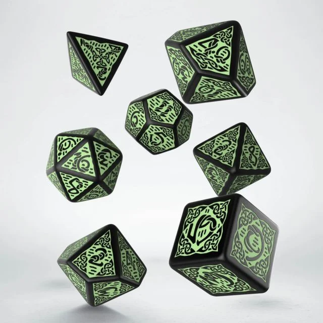 Caja del juego Celtic 3D Revised Black & Green Dice Set (7)